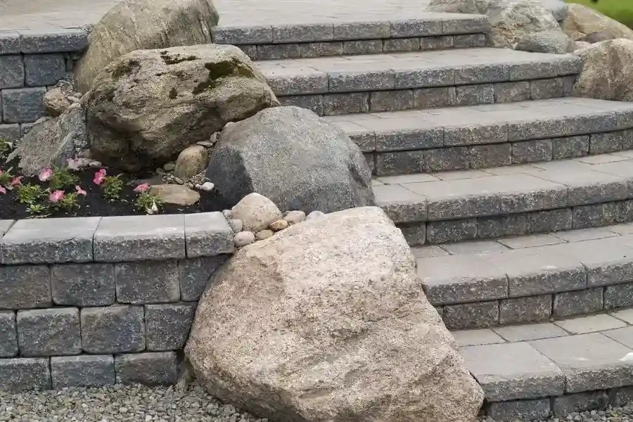 Common Mistakes To Avoid During Retaining Wall Installation Delano, CA